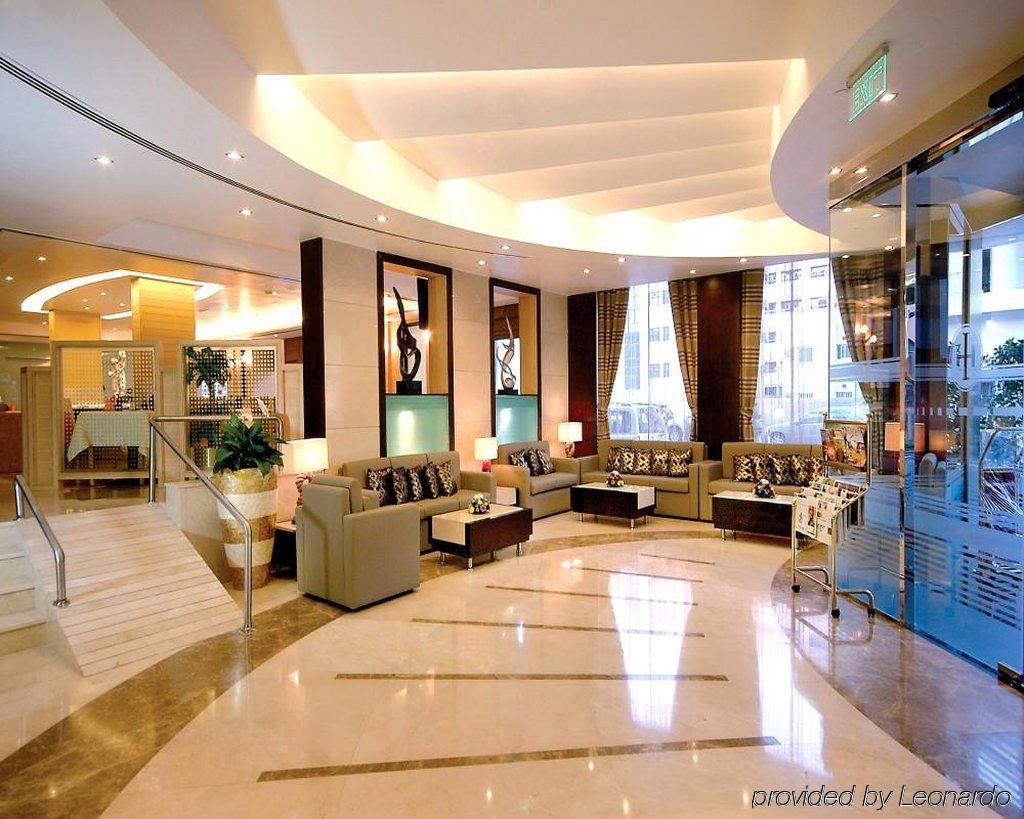 Landmark Riqqa Hotel Дубай Интериор снимка