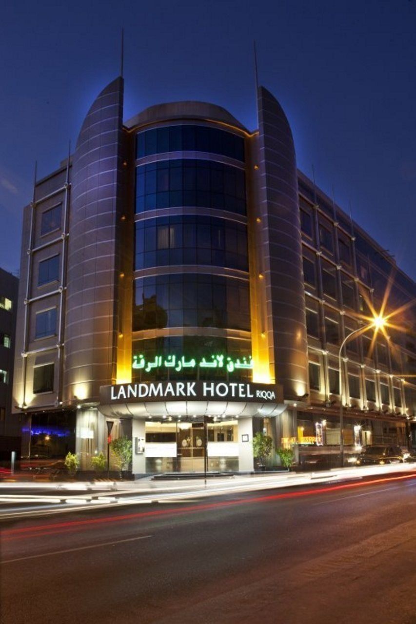 Landmark Riqqa Hotel Дубай Екстериор снимка